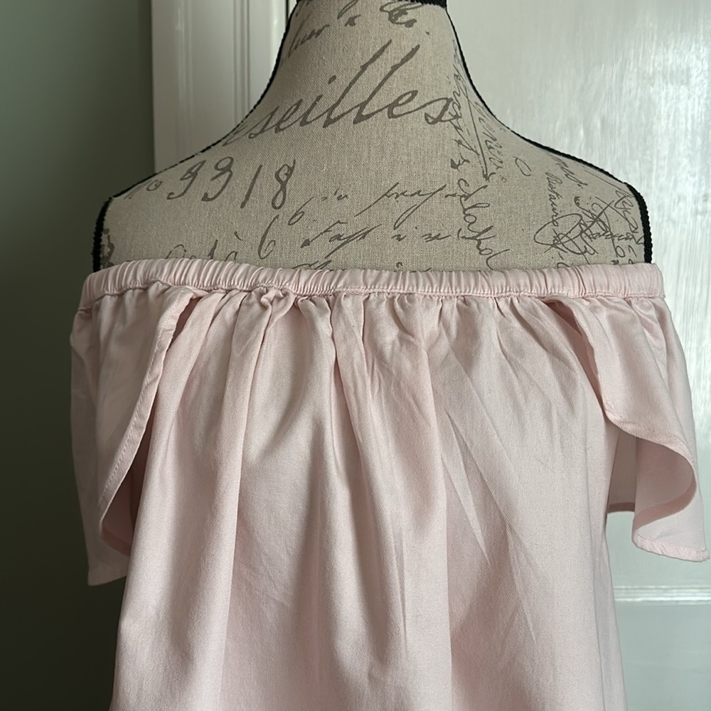 SINCERELY JULES Carmen Flutter Sleeve Pink Off Shoulder Blouse - Picture 10 of 15
